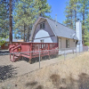 Отель Big Bear Cabin w/ Deck & Arcade Room, Near Skiing, фото 18