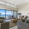 Отель Stunning top floor Sunshine Beach Getaway! Unit 7 Vista Pacific 12 Bryan Street, фото 7
