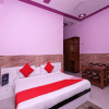 Отель OYO 12065 Hotel Raj Palace, фото 7