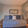 Отель Condo w/ Sunroom, Near Downtown Hendersonville!, фото 2