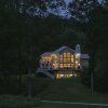 Отель Modern Farmhouse Style Chalet with amazing Kentucky Lake views - Dock, Hottub and Firepit!, фото 47