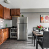 Отель Bright Cozy 1BR Apt w Netflix - Near Downtown, фото 9