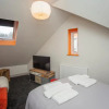 Отель higgihaus #3b 4 Bed Big Groups Hip Location Sleeps 10, фото 7