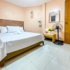 Отель White Shamrock Beach Hotel, фото 3