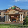 Отель Holiday Inn Express Hotel & Suites Longmont, an IHG Hotel в Лонгмонте