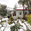 Отель Majkhali Woods, Ranikhet, By Himalayan Eco Lodges, фото 1