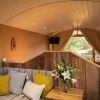 Отель Ashwood Shepherd Hut, фото 2
