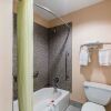 Отель Quality Inn & Suites Bridge City/Orange, фото 9