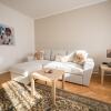 Отель Sunny 1bdr Apartment Near City Center, фото 6