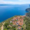 Отель House Bajota with terrace and sea view, фото 24