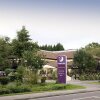 Отель Premier Inn Chessington в Лондоне