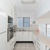 Отель Tradewinds, Unit 4/110 Victoria Parade, фото 5
