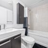 Отель Stallion Suites Opp CN Tower & Scotiabank Arena, фото 10