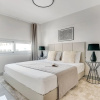 Отель Sanders Crystal - Neat 1-bdr Apt w City View, фото 2