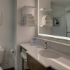 Отель Hampton Inn & Suites Miami-Airport South-Blue Lagoon, фото 8