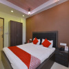 Отель OYO 12908 Shiva's Royal, фото 16