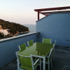 Отель Sea View 1-bedroom Apartment Long Island, фото 8