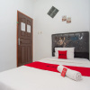 Отель Reddoorz Syariah Jalan Wayhitam Palembang, фото 5