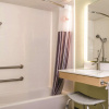 Отель La Quinta Inn & Suites by Wyndham San Francisco Airport N, фото 9