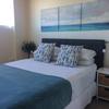 Отель 1 Bedroom Surfer’S View with Parking in Manly, фото 3