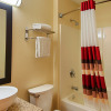 Отель Red Roof Inn PLUS+ & Suites Malone, фото 9