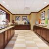 Отель Hampton Inn Detroit/Southgate, фото 22