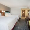 Отель Hampton Inn & Suites Orlando Intl Dr N, фото 5