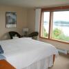 Отель Quadra Island Harbour House B&B, фото 1