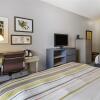 Отель Country Inn & Suites by Radisson, Aiken, SC, фото 33