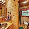 Отель New Listing! Mountain Laurel Lodge W/ Hot Tub 5 Bedroom Home, фото 6