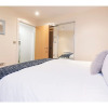Отель Chic, Spacious 1-br Flat For 2 In Central Bristol, фото 3