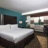 Отель Holiday Inn Express Hotel & Suites Carlsbad Beach, an IHG Hotel, фото 3
