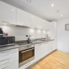 Отель 2 Bed Executive Apartment Near Camden Market with WiFi, фото 7