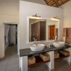 Отель Leopard's Lair Bush Lodge, фото 3