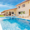 Отель GB77 Ótima Casa 5 Quartos com Piscina, фото 17
