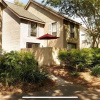 Отель In the Heart of Harbour Town 2BR 2BA Pool Access Close to Beach, фото 22