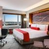 Отель Crowne Plaza JFK Airport, фото 4