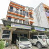 Отель OYO 2067 Fedith Kost Syariah, фото 7