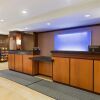 Отель Fairfield Inn & Suites by Marriott Weirton, фото 9