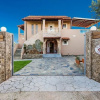 Отель Villa Maxim with Private Pool & Tennis Court, фото 1