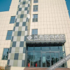 Отель Elong Migratory Hotel, фото 1