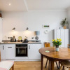 Отель Cosy and Bright 1 Bed Apartment in Pimlico, фото 10