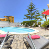 Отель Casa Santa Isabel wonderful 6 bedroom villa sleeps 12 located just outside the traditional seaside, фото 15