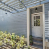 Отель Windsor By The Bay 2 Bedroom Cottage, фото 1