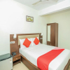 Отель OYO 13170 Sky Suites, фото 21