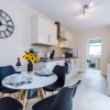 Отель Modern apartment in Crewe by 53 Degrees Property, ideal for long-term Business & Contractors - Sleep, фото 11