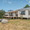 Отель Pilots Rest - Pauanui Airfield Holiday Home, фото 15