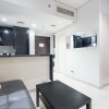 Отель SuperHost - Chic Studio on the 16th Floor in Business Bay, фото 3