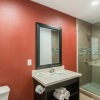 Отель Rodeway Inn & Suites, фото 11