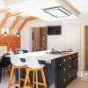 Отель The Aston - Superbly Equipped 4 Bedroom Townhouse, фото 15